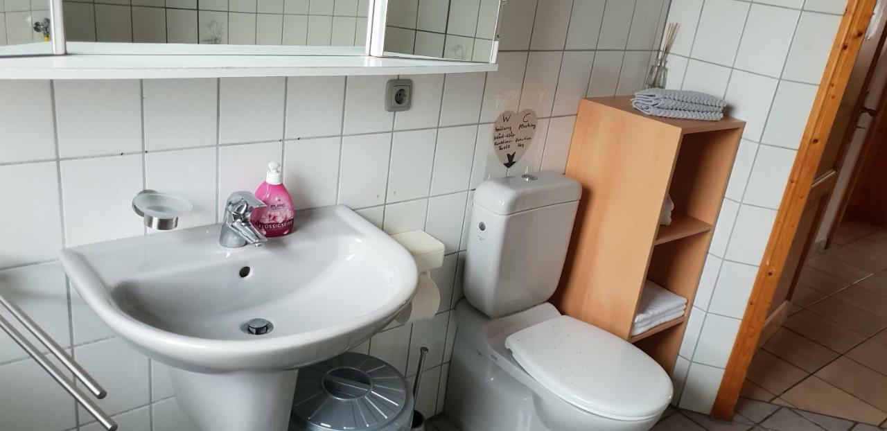 Ferienwohnung Weingut Leis 웨스트리크윈켈 외부 사진